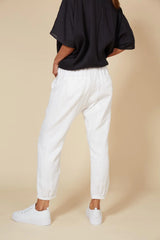 Studio Relaxed Pant White