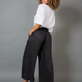 Studio Crop Pant Black