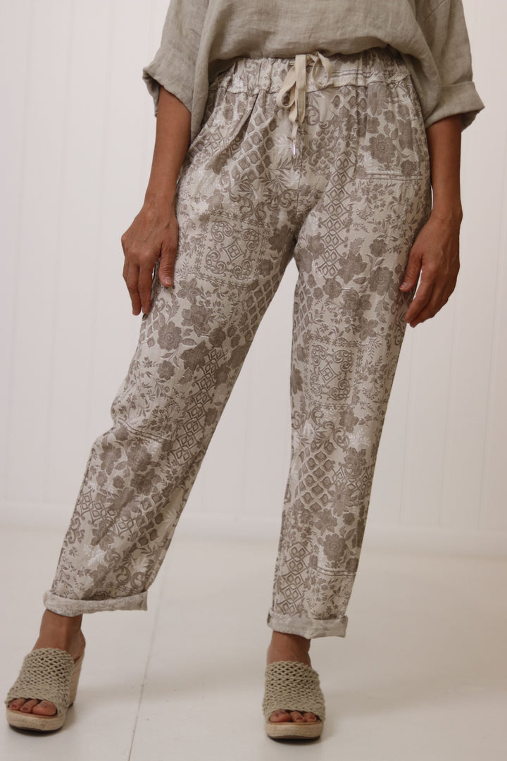 Aria Viscose Print Pant
