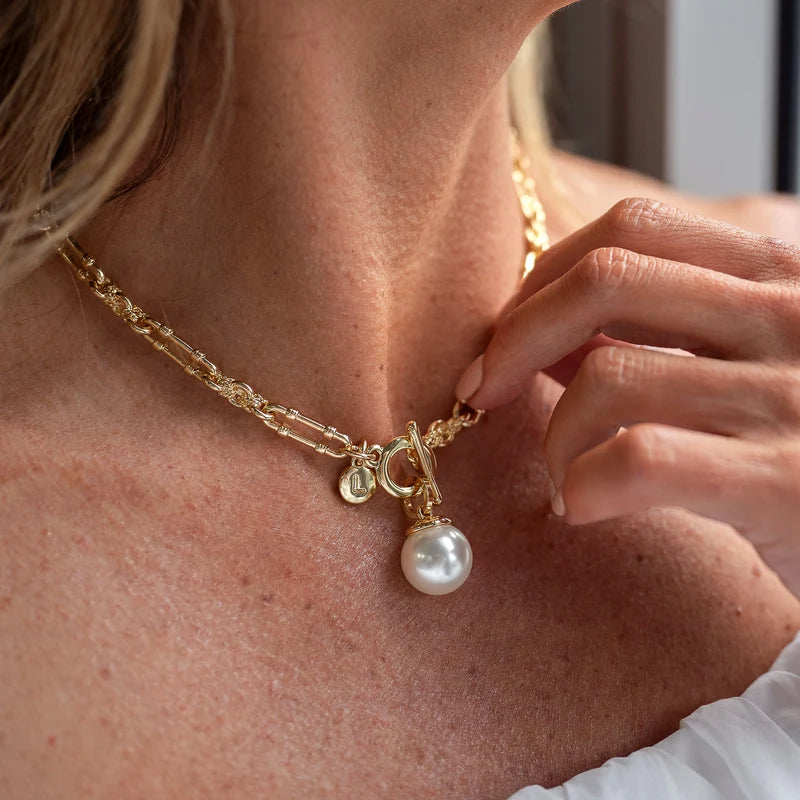 Single Pearl Necklace Short