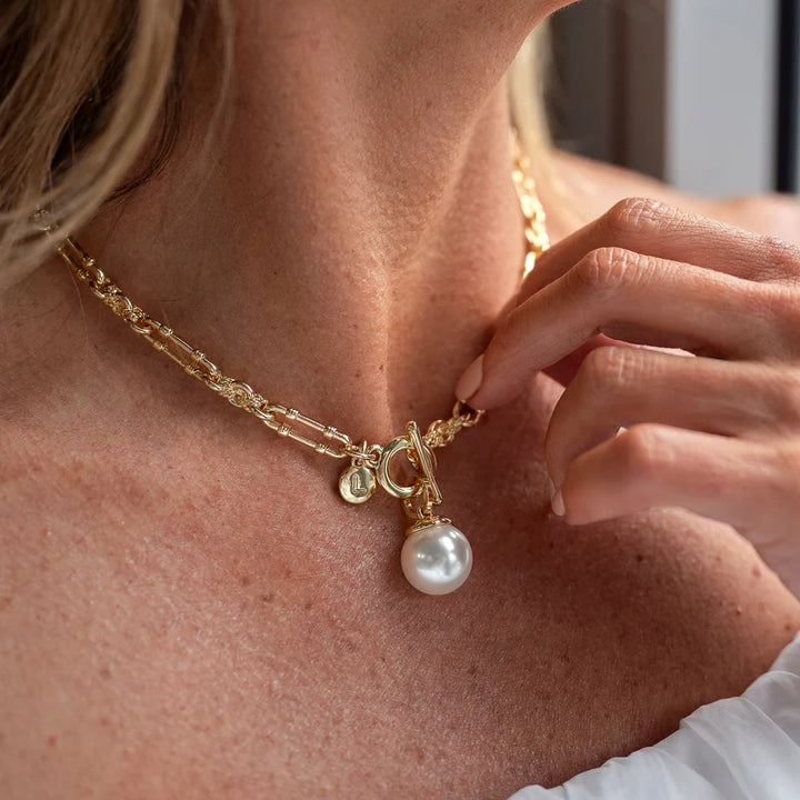 Single Pearl Necklace Short