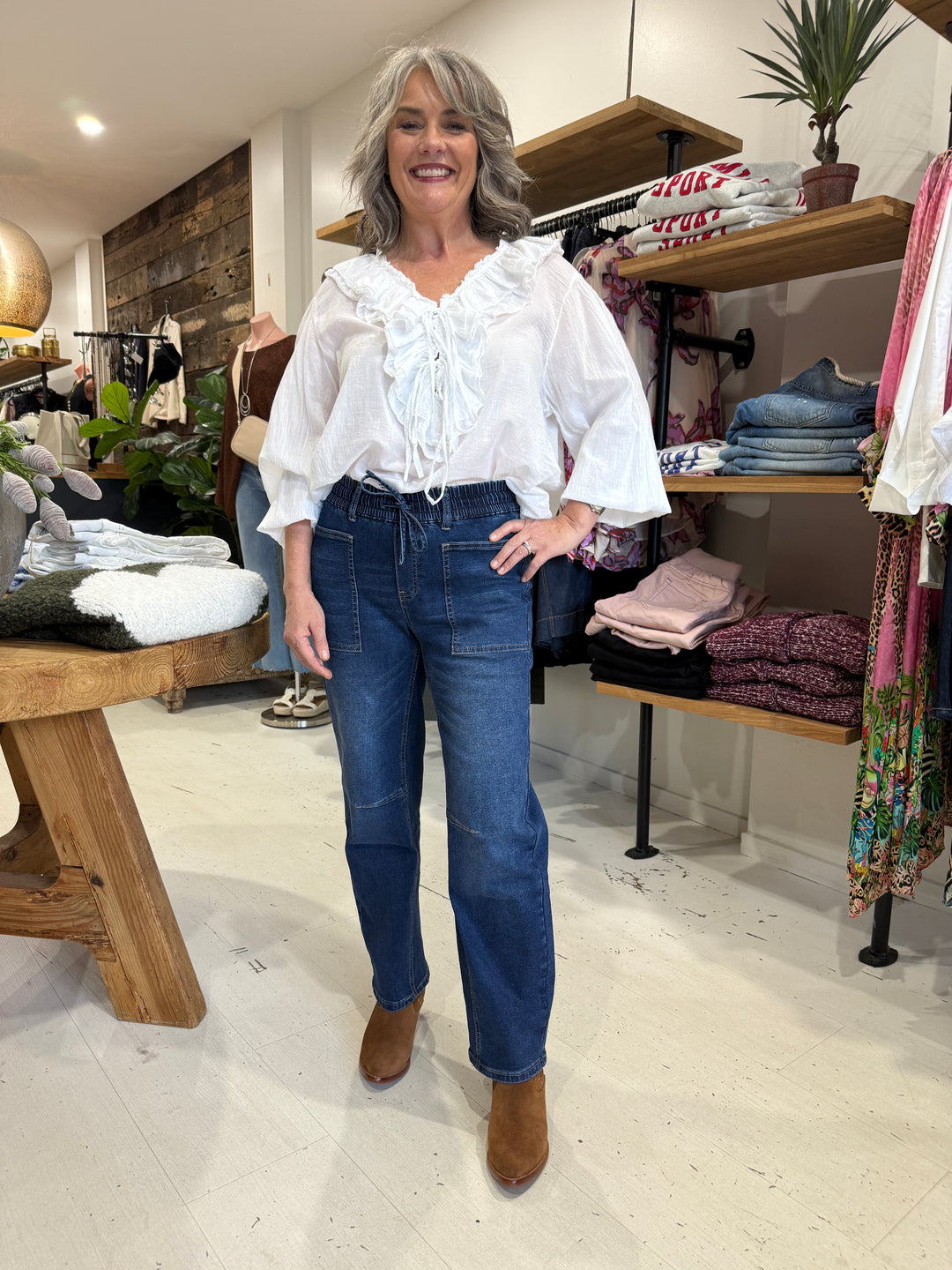 Beth Barrel Jeans