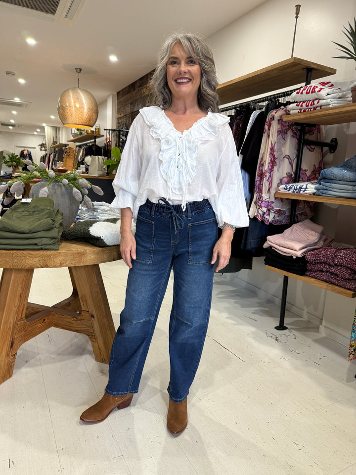 Beth Barrel Jeans