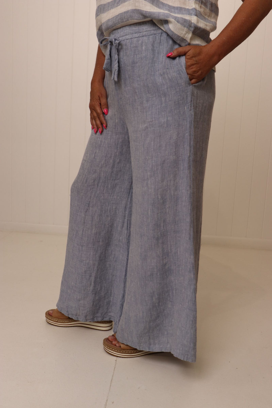 Alessa Stonewashed Pant