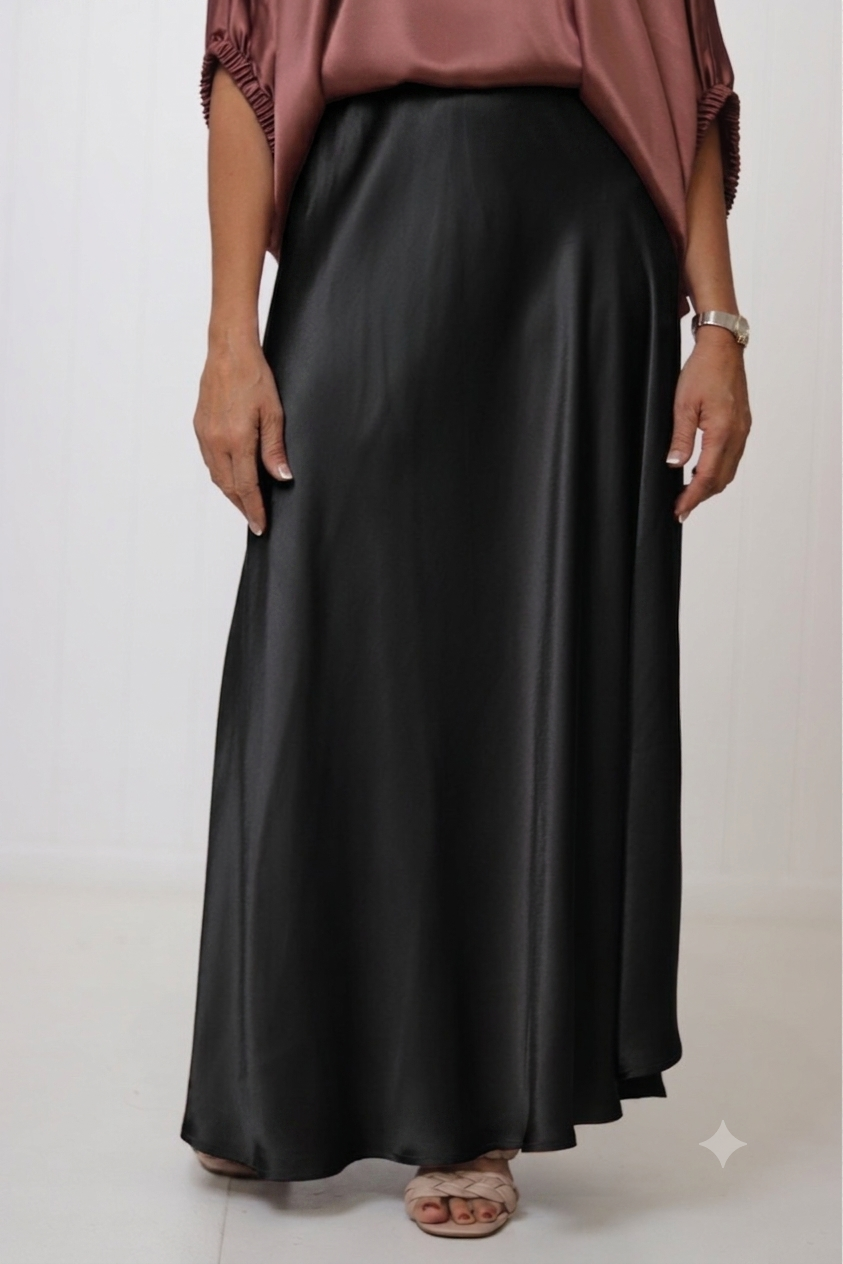 Luxe Pearce Skirt