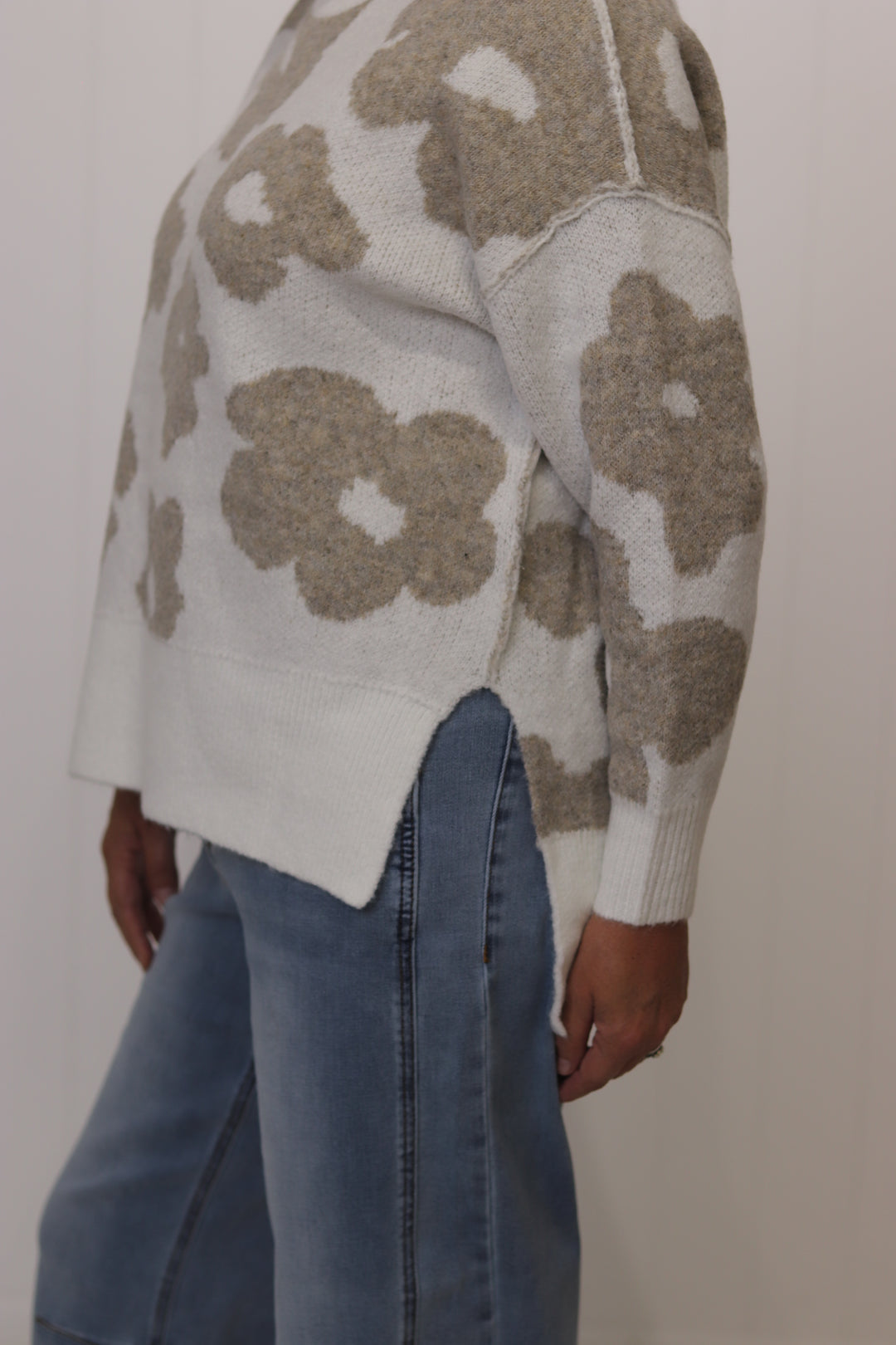 Noor Flower Knit