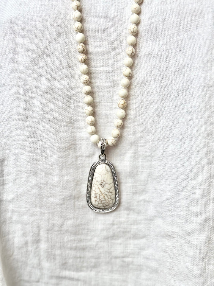 Varda Pendant necklace
