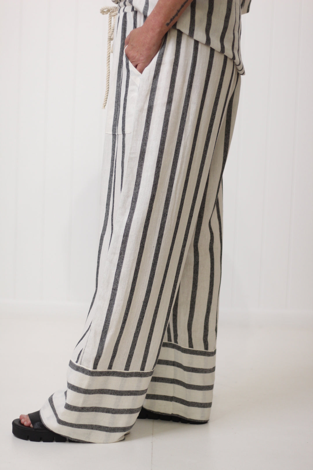 Amira Stripe Pant