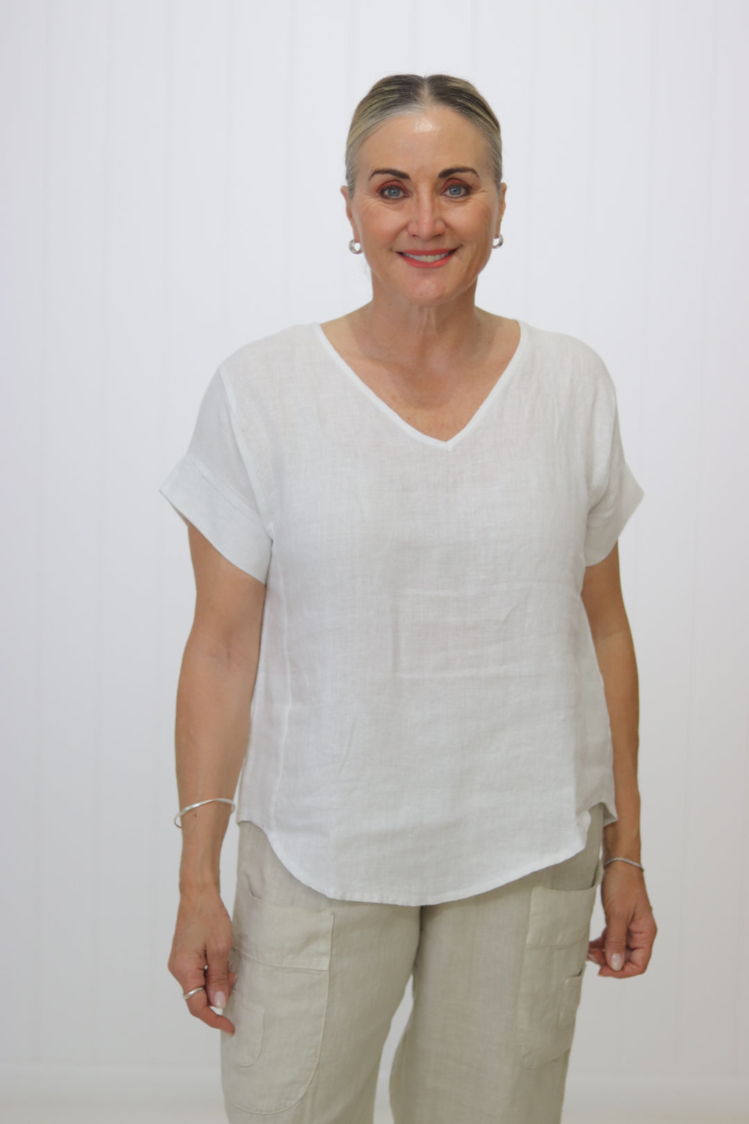 Carmela Tee