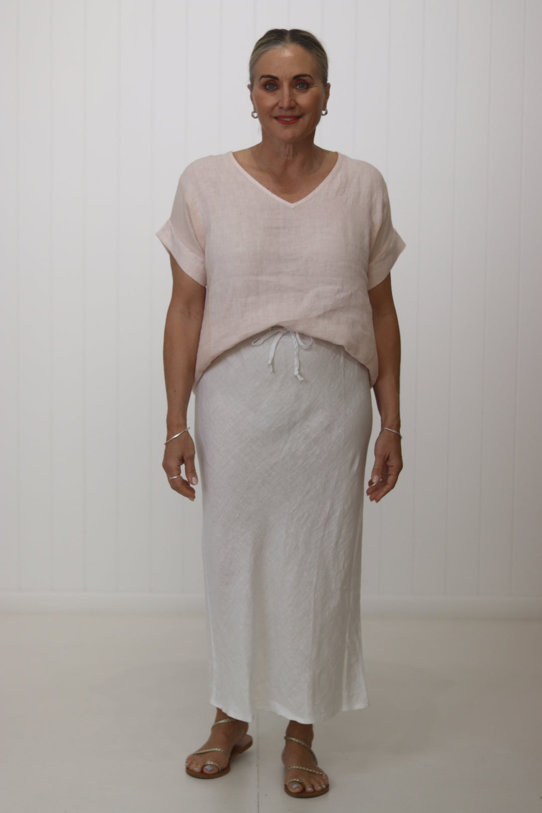 Carmela Tee
