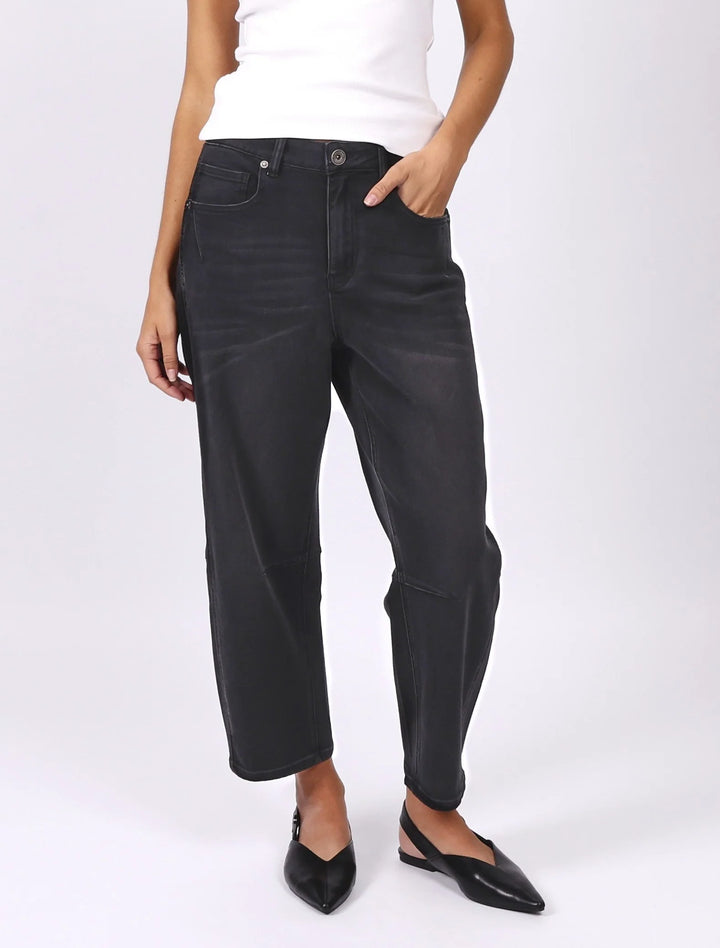 Toni Barrel Jeans