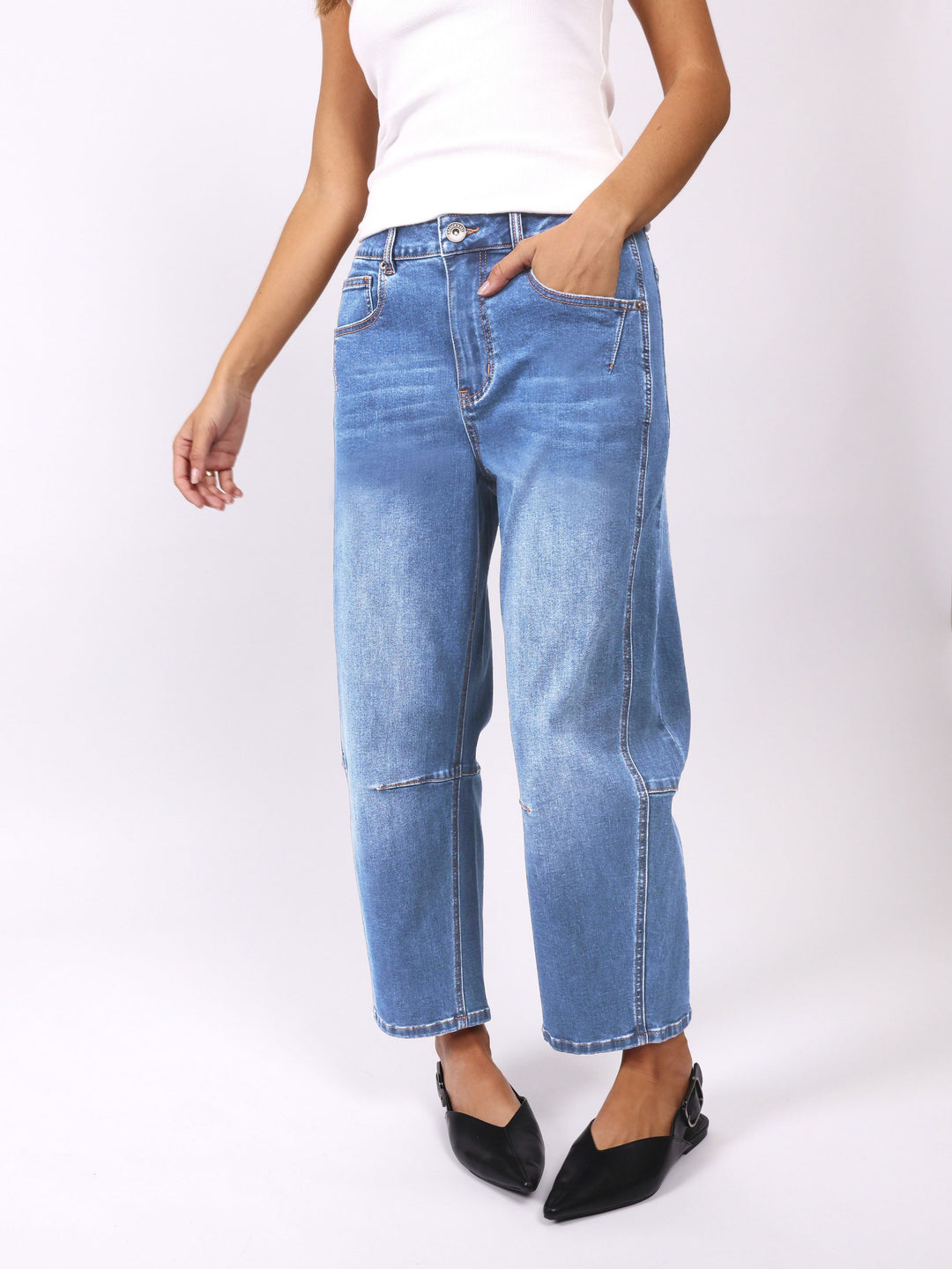 Toni Barrel Jeans