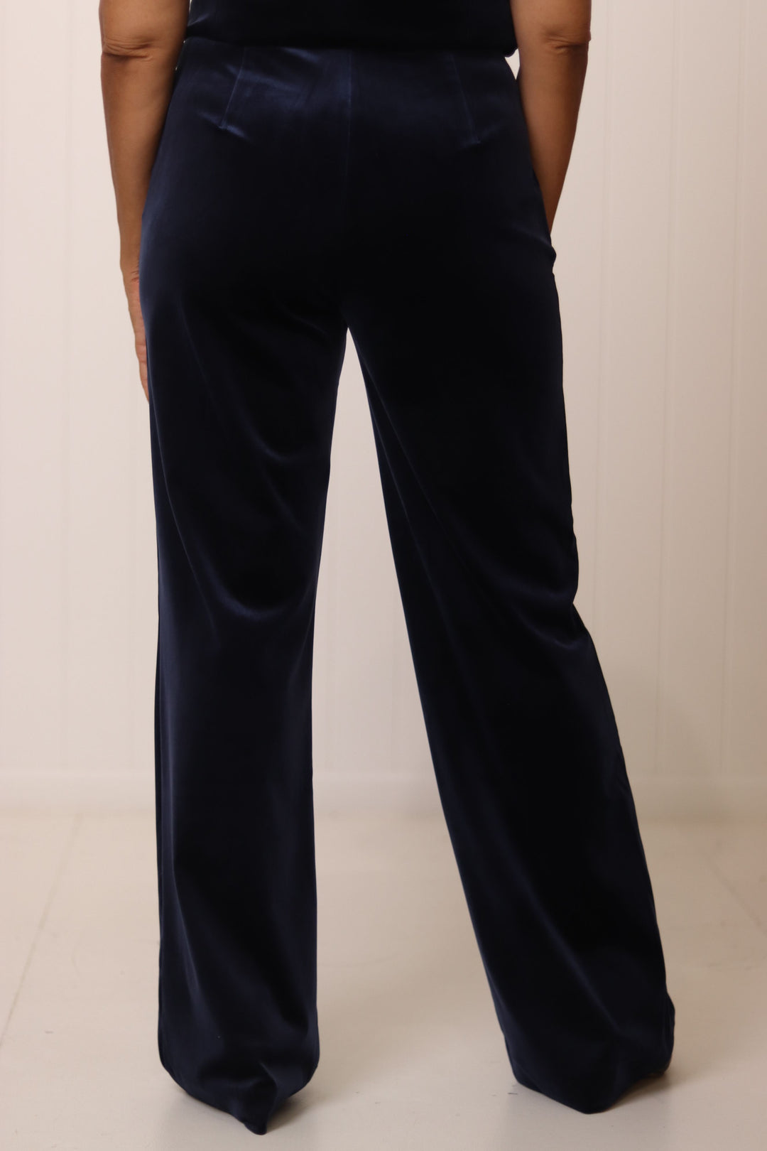 Jets Velvet Pant