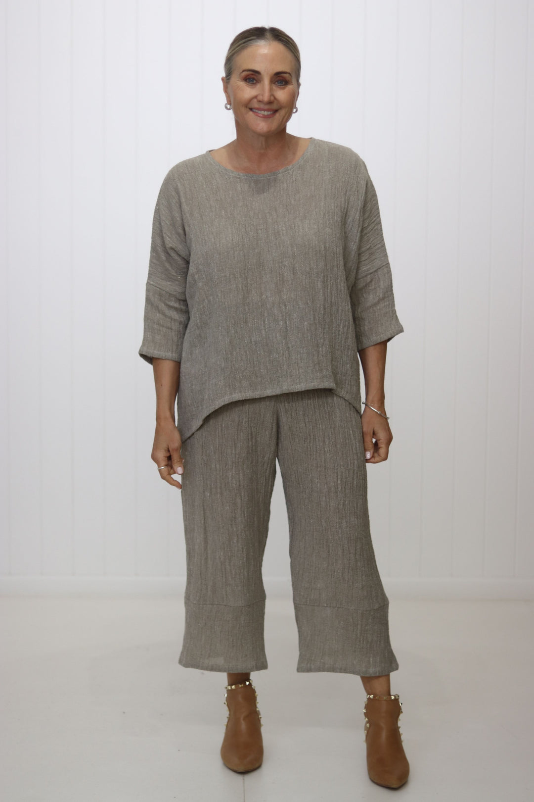 Hinley Textured Top Sleeved