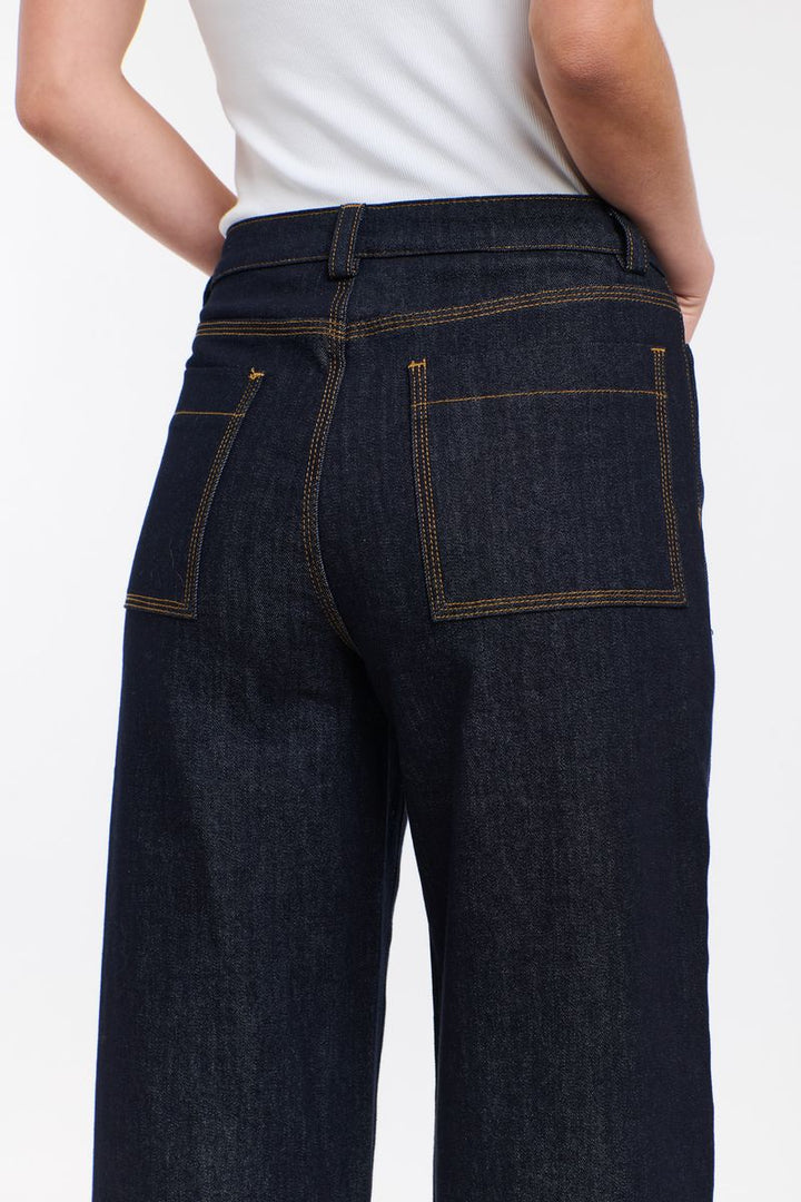 Brandy Stitch Jean
