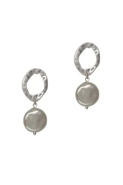 Ally Pearl Earrings