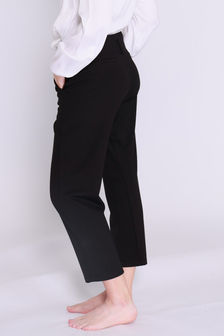 Asta Pant