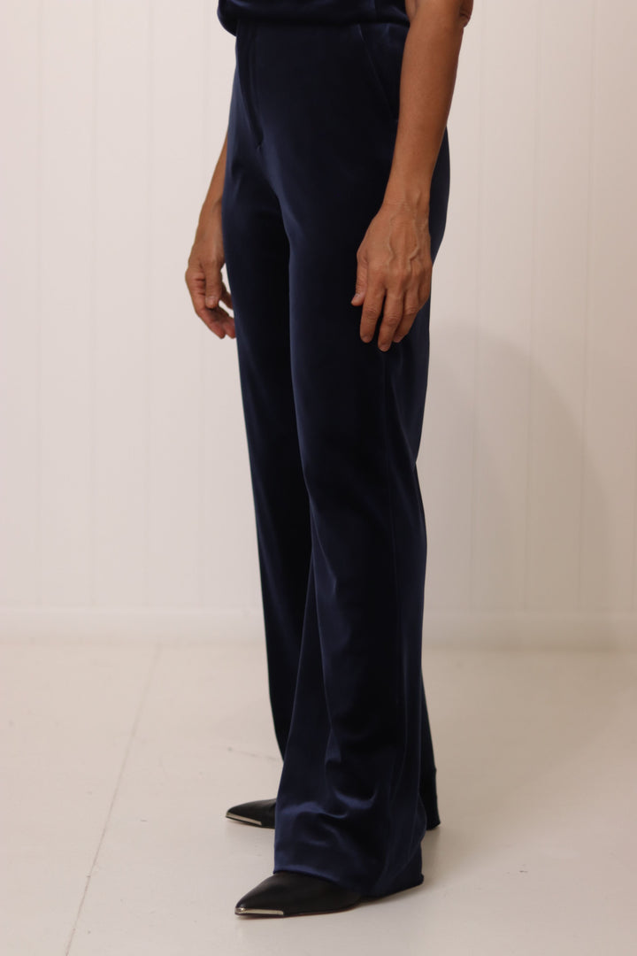 Jets Velvet Pant